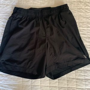 Vouri Shorts